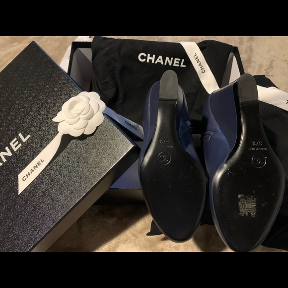 Chanel Bottines - Picture 3 of 8